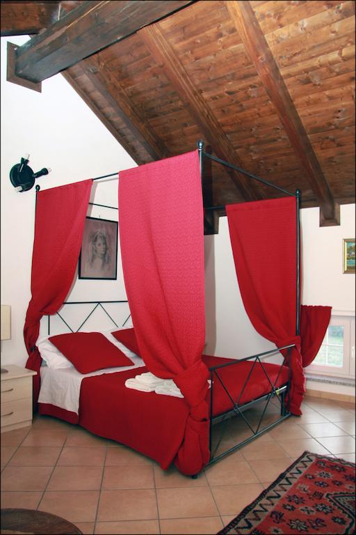 Villa Sassi Ac Алессандрия Номер фото